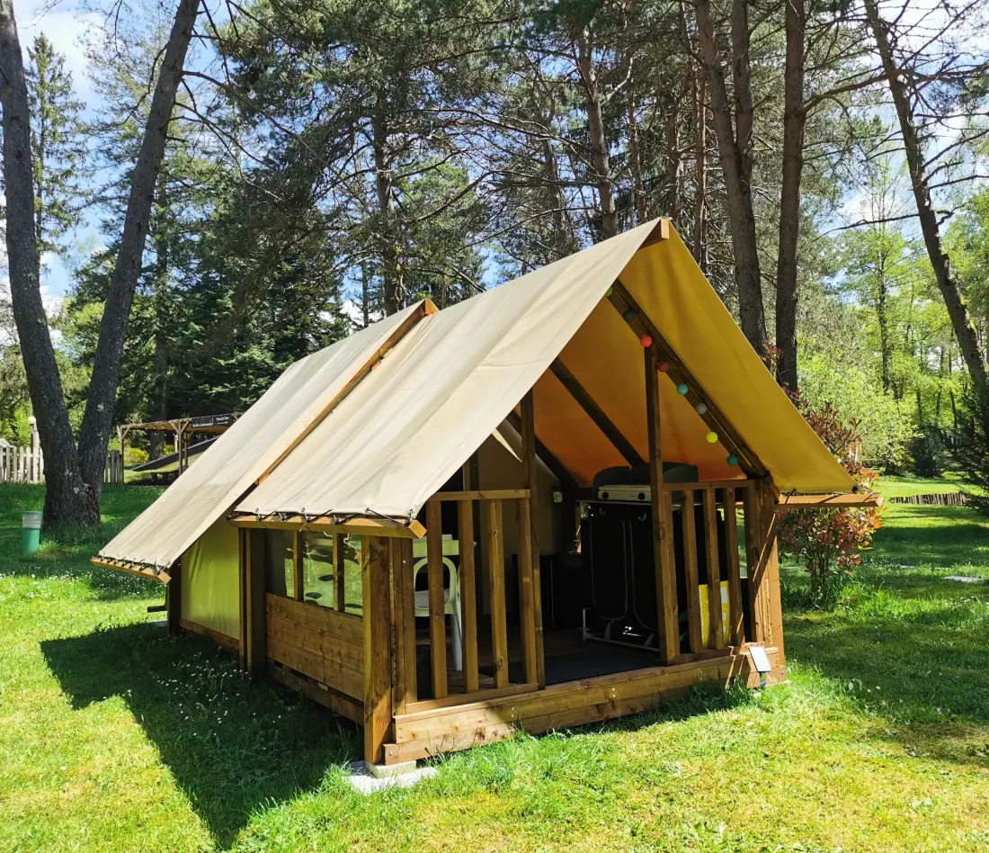 Campsite Les Sapins de Correze /