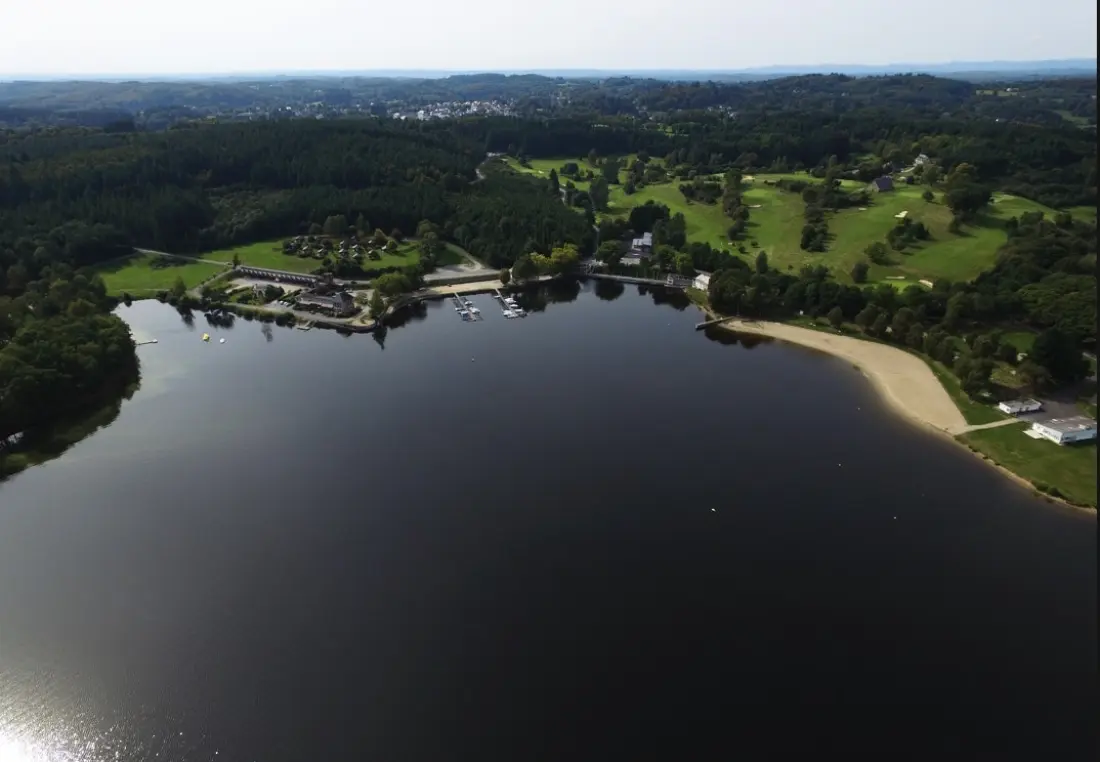 Campsite Les Sapins de Correze /