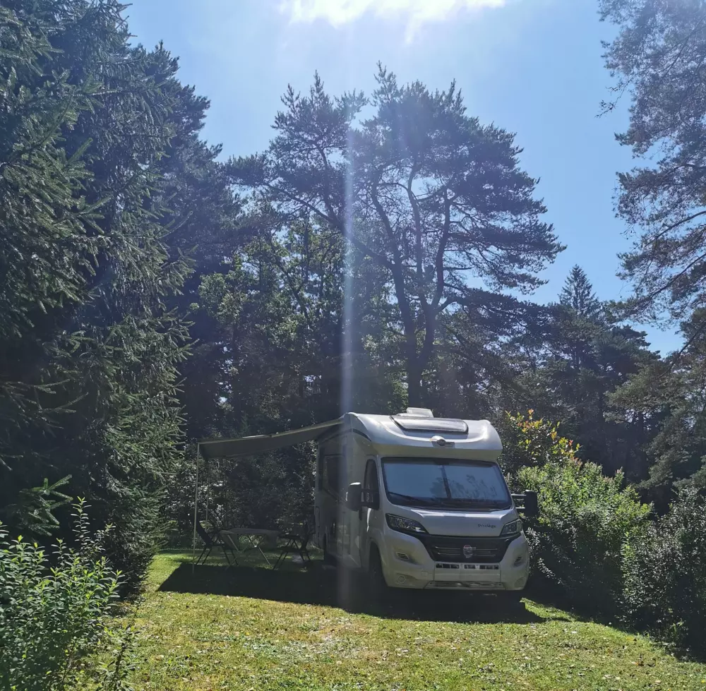 Campingplatz Les Sapins de Correze 3 Sterne★★★