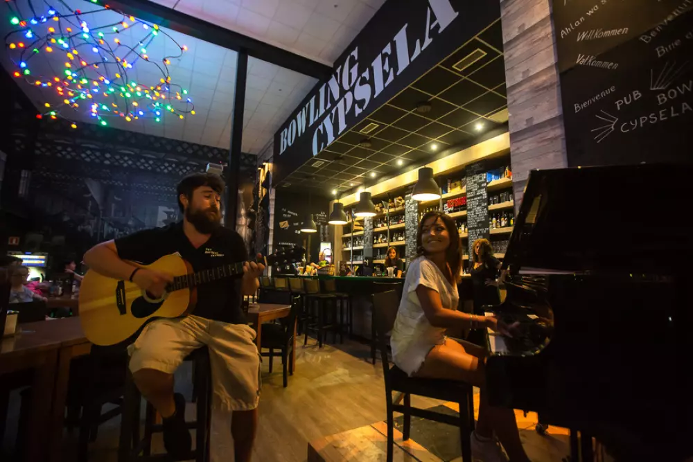 Camping Sandaya Cypsela Resort 4 Gwiazdy★★★★