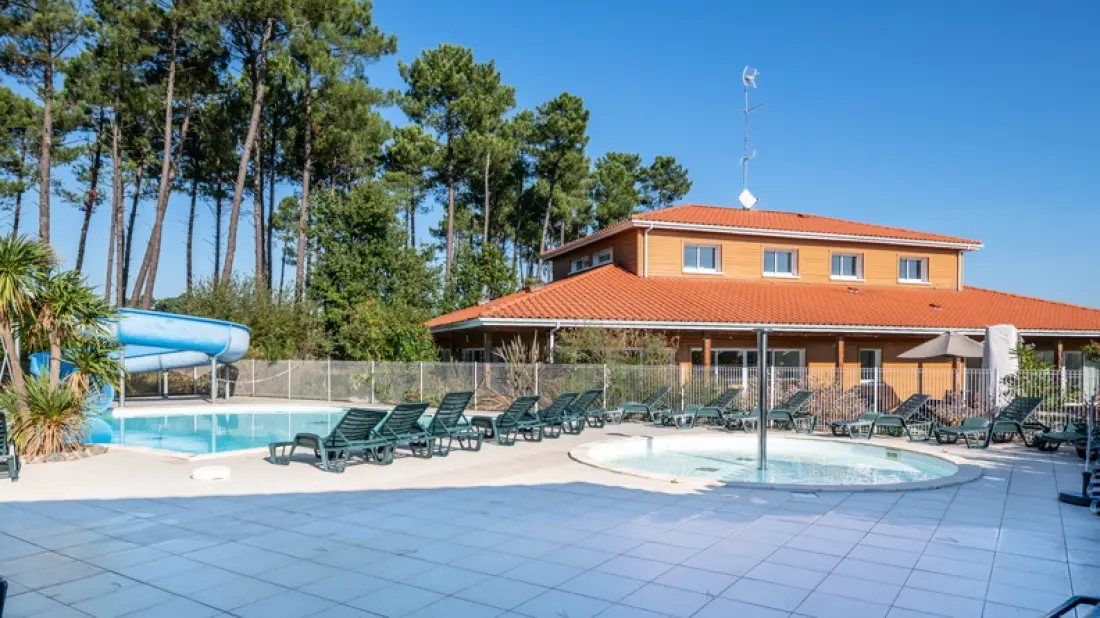 Rezydencja Vacanceole Le Domaine des Grands Lacs 3 Gwiazdy★★★