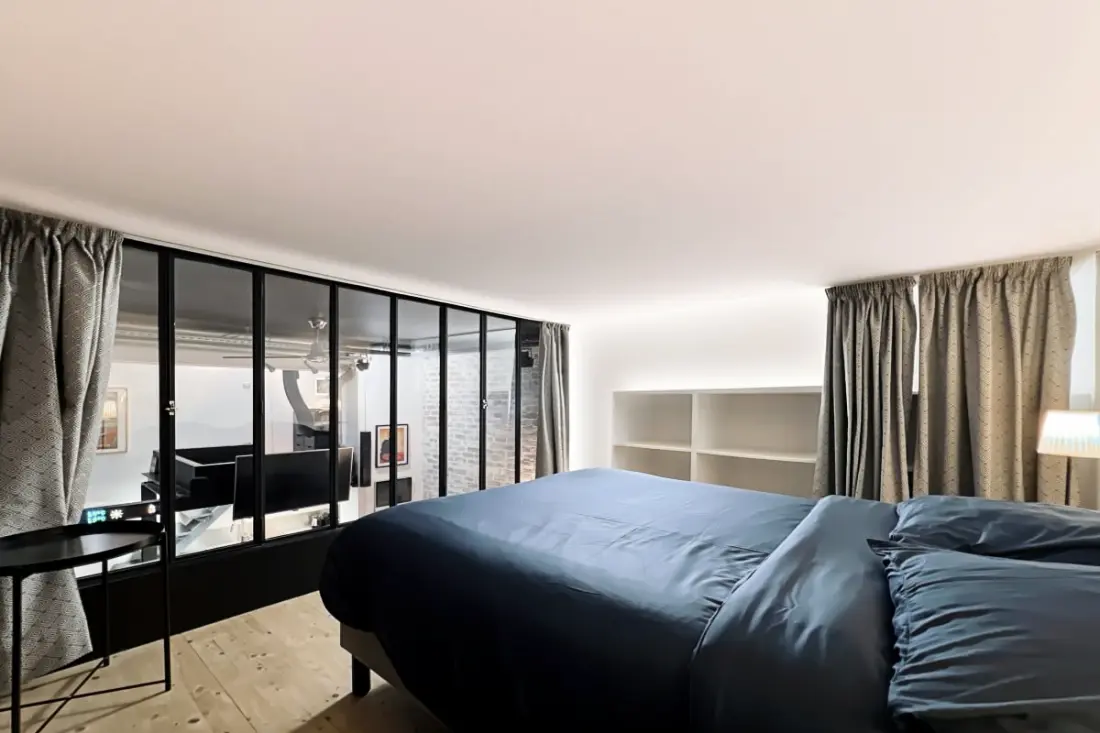 Charmant Atypische Appartement - Treinstation Oost