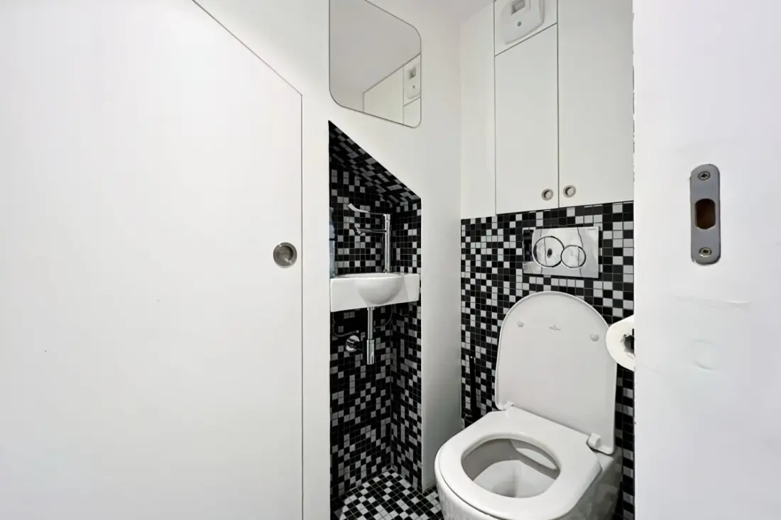 Charmant Atypische Appartement - Treinstation Oost