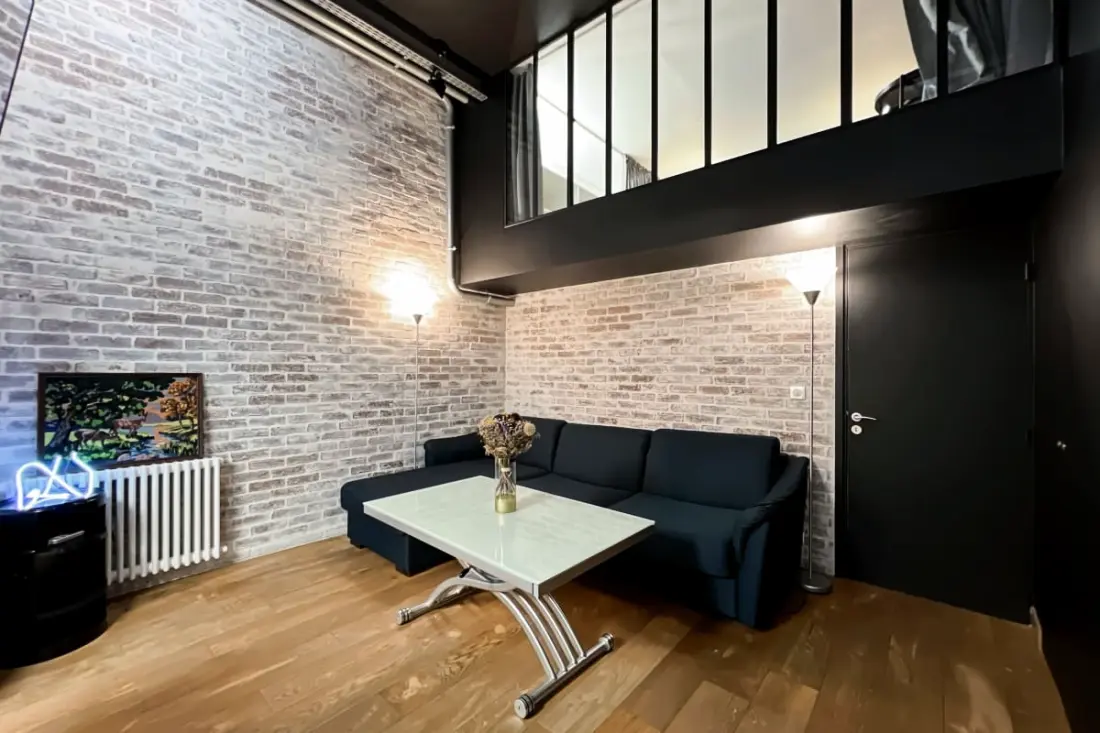 Charmant Atypische Appartement - Treinstation Oost