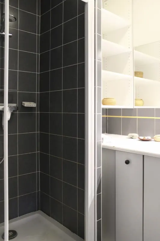 Appartement 86m2 Met Balcons, Parkeerplaats, Rustig.