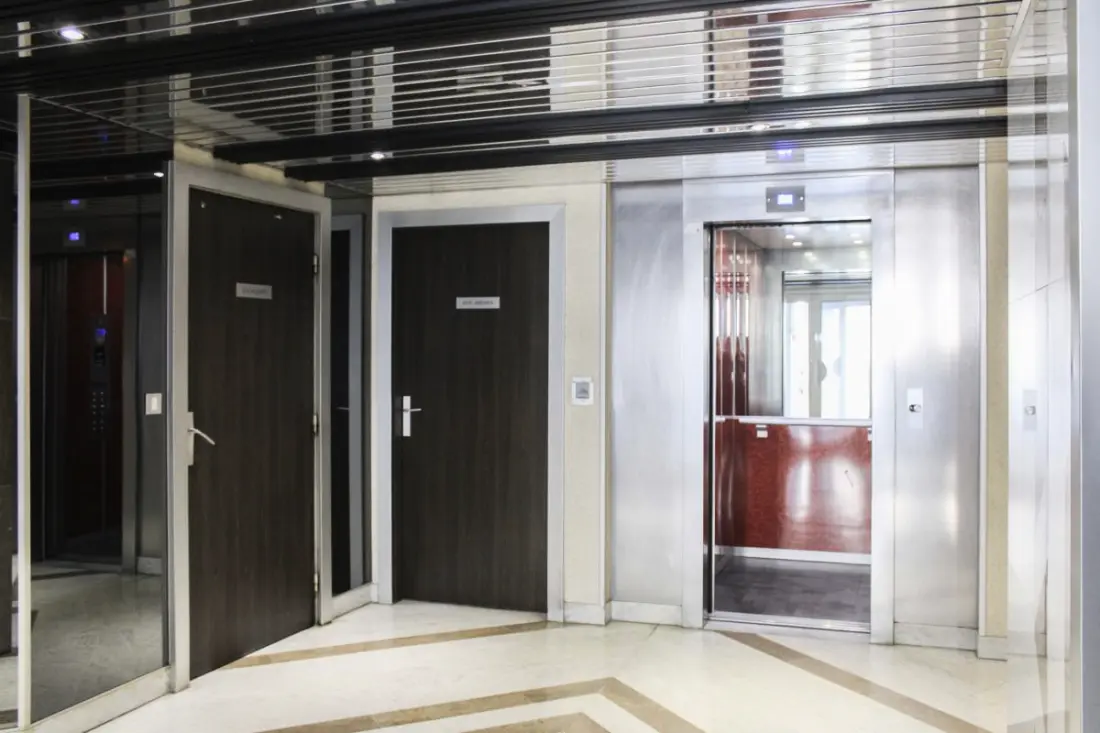 Appartement 86m2 Met Balcons, Parkeerplaats, Rustig.