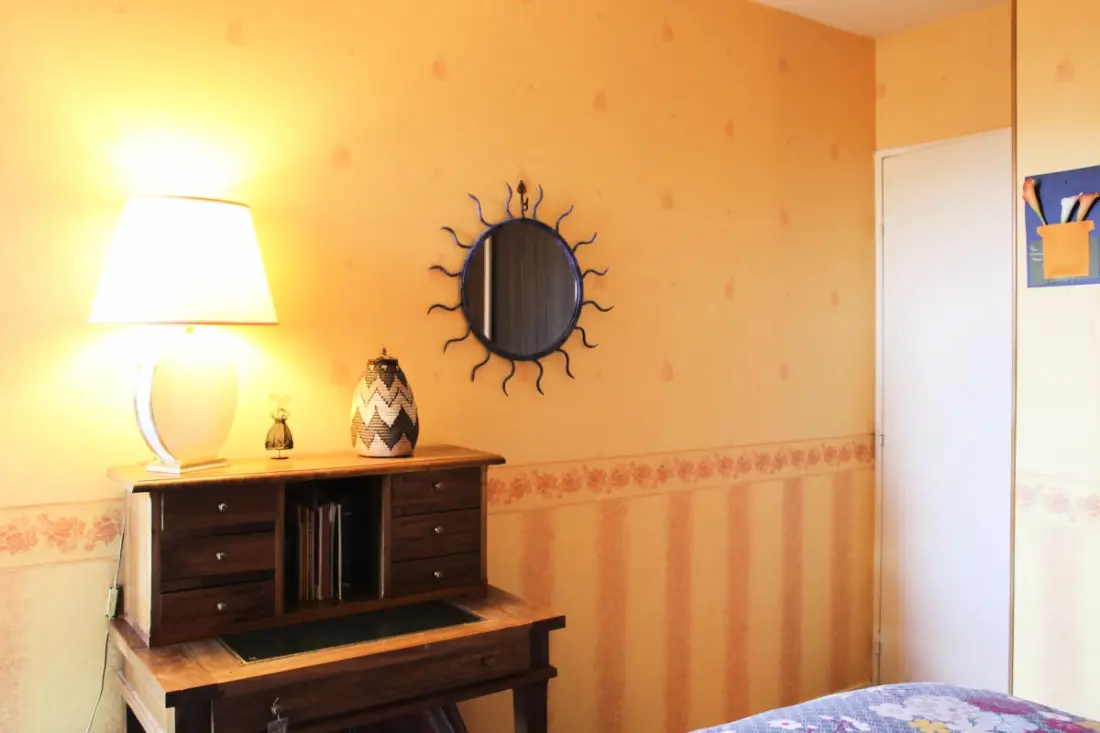 Appartement 86m2 Met Balcons, Parkeerplaats, Rustig.