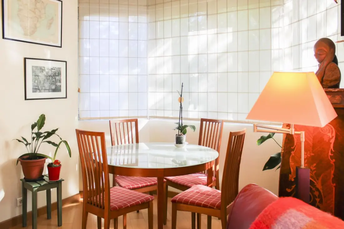 Appartement 86m2 Met Balcons, Parkeerplaats, Rustig.