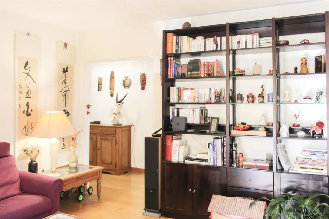 Appartement 86m2 Met Balcons, Parkeerplaats, Rustig.