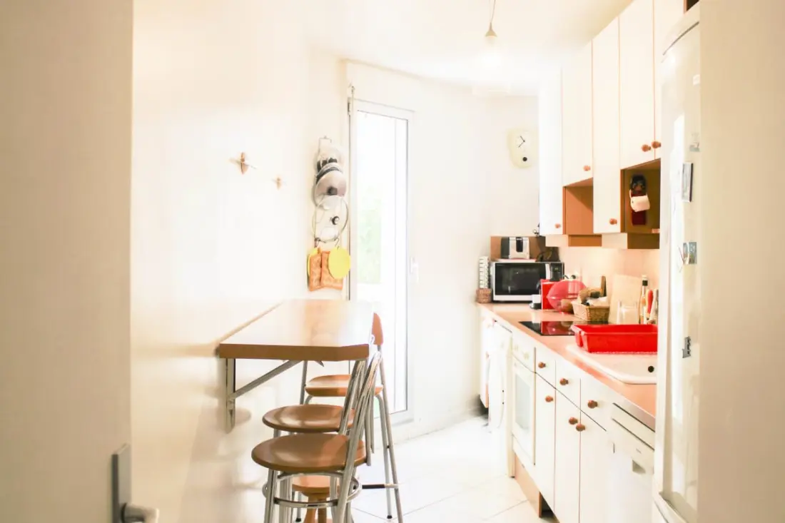 Appartement 86m2 Met Balcons, Parkeerplaats, Rustig.