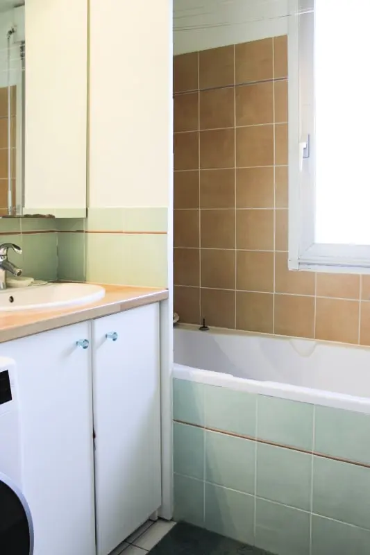 Appartement 86m2 Met Balcons, Parkeerplaats, Rustig.