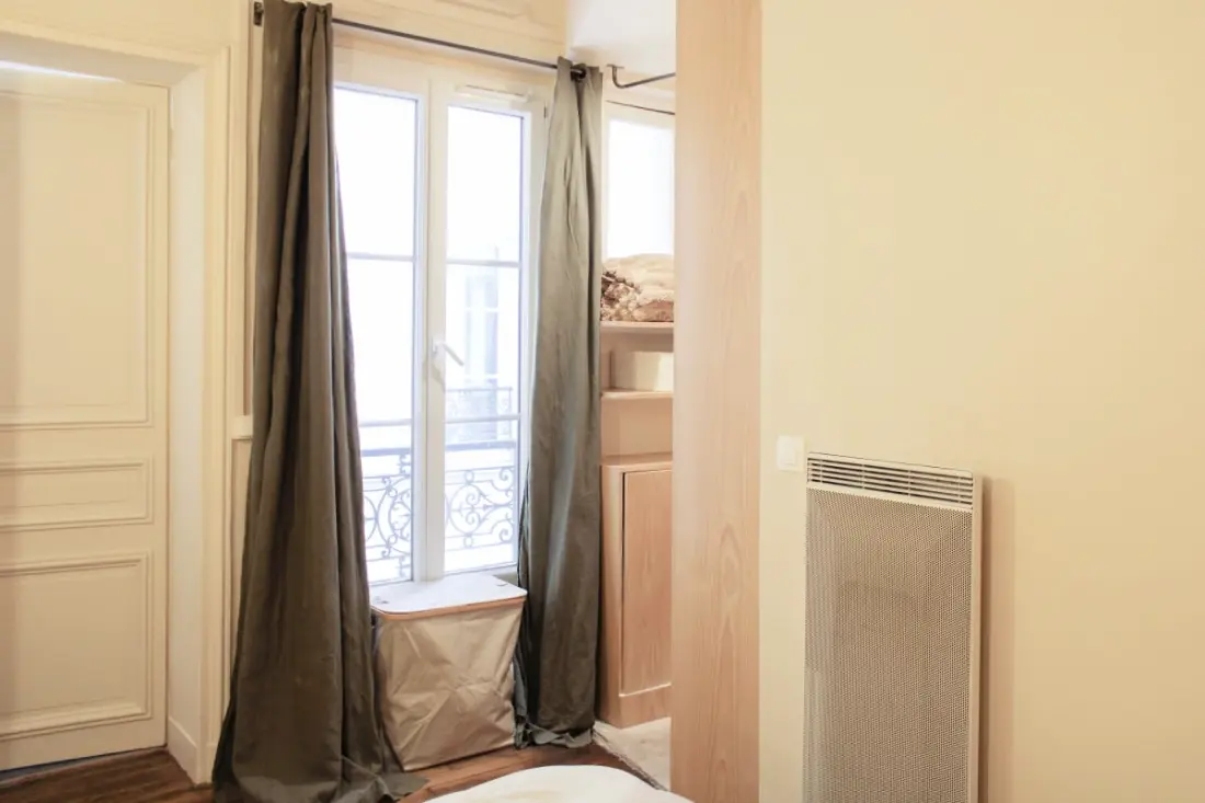 Appartement Charmant Avec Balcon à Paris 11