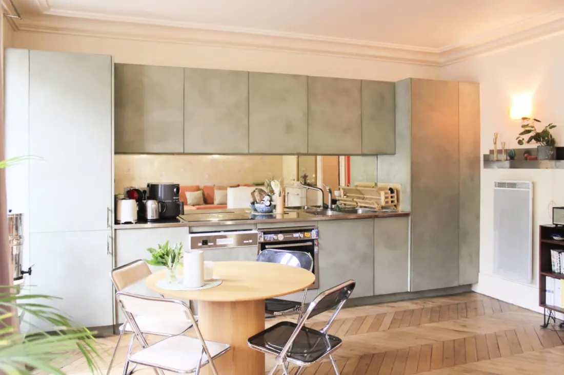 Appartement Charmant Avec Balcon à Paris 11