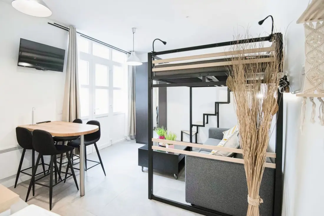 Charmante Studio à Deux Pas De Montmartre