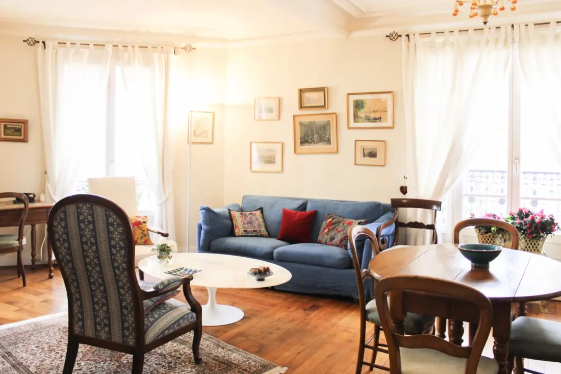 Tijdloos appartement in een Hausmanian gebouw