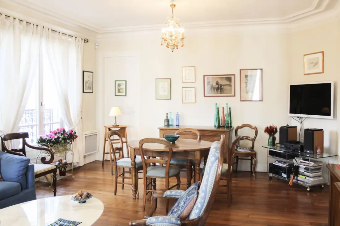 Tijdloos appartement in een Hausmanian gebouw