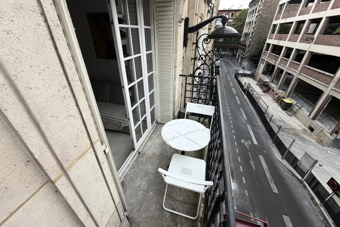 Charming felújított apartman Balcony Párizsban 18