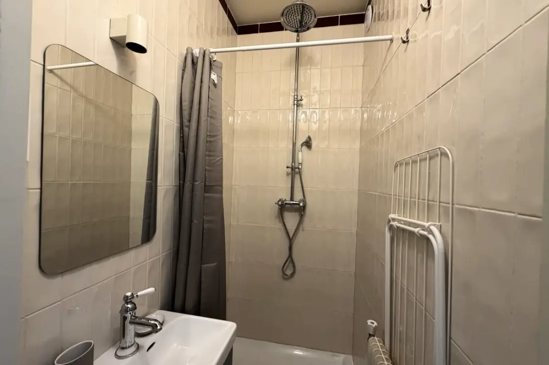 Charming felújított apartman Balcony Párizsban 18