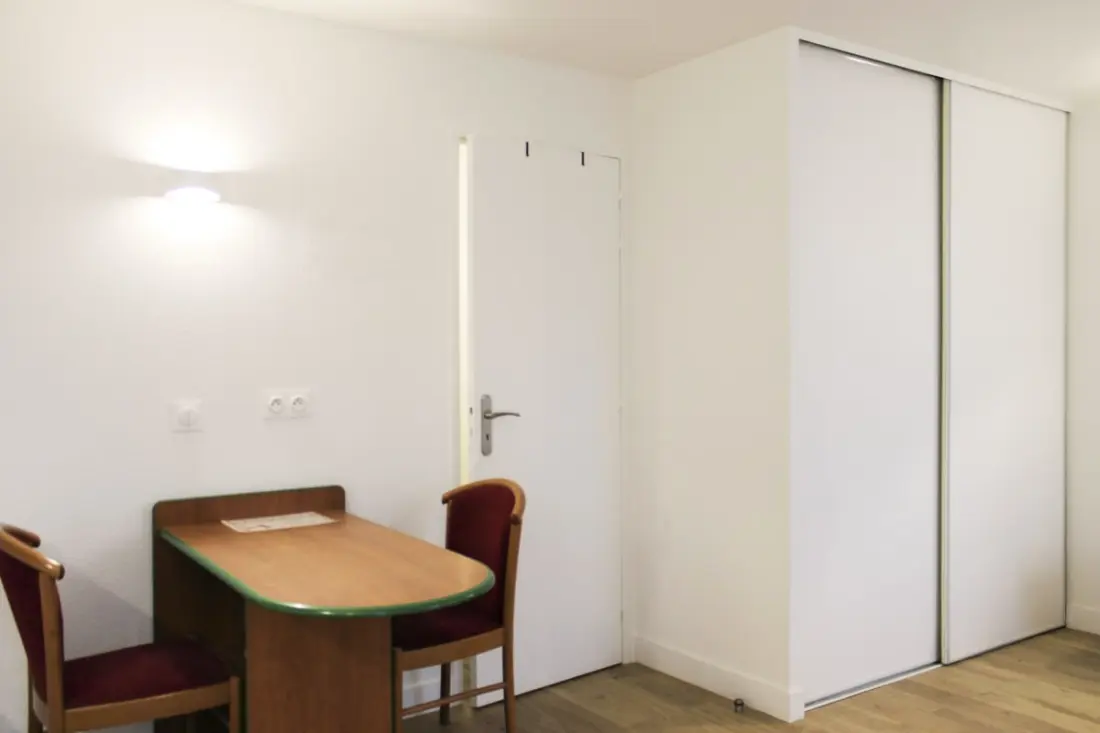 Charmante Studio Lumineux Au Coeur de Paris