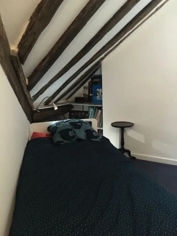 Bájos apartman Párizs háztetői alatt