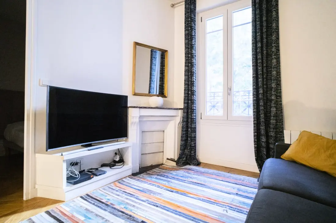 Bel Appt in Vlakbij Montmartre
