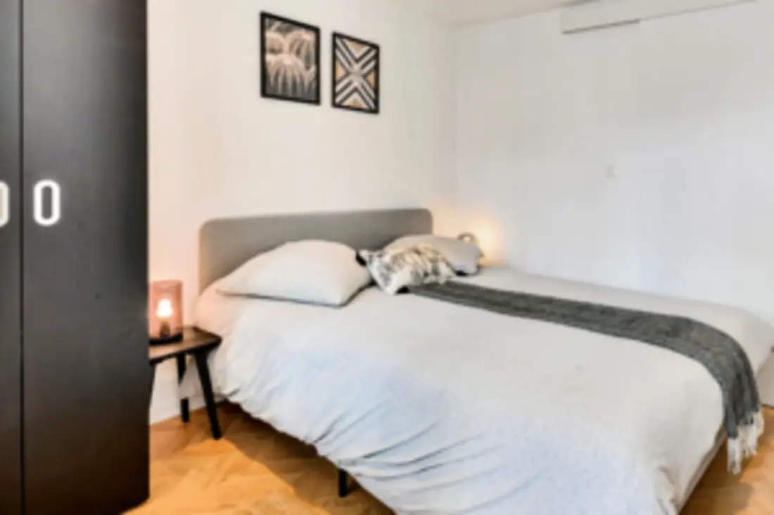 Nieuw appartement dichtbij de Luxemburgse tuinen