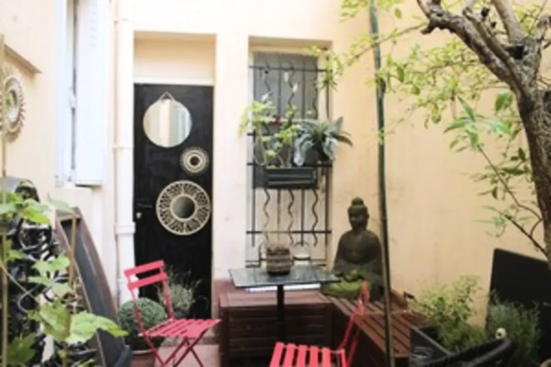 Charming T2 Batignolles a magánbírósággal