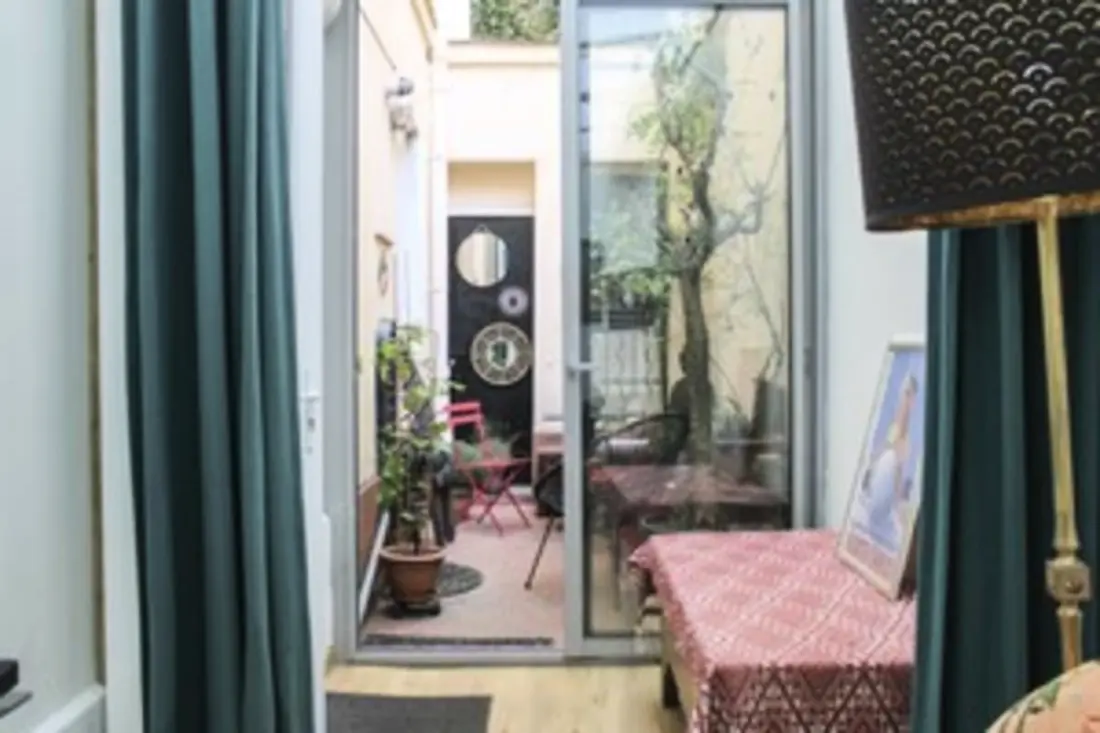 Charming T2 Batignolles a magánbírósággal