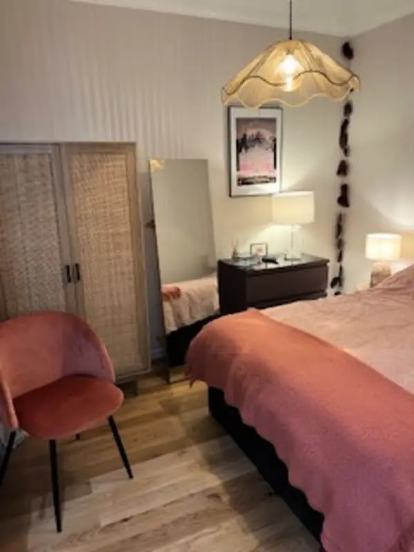 Charming T2 Batignolles a magánbírósággal