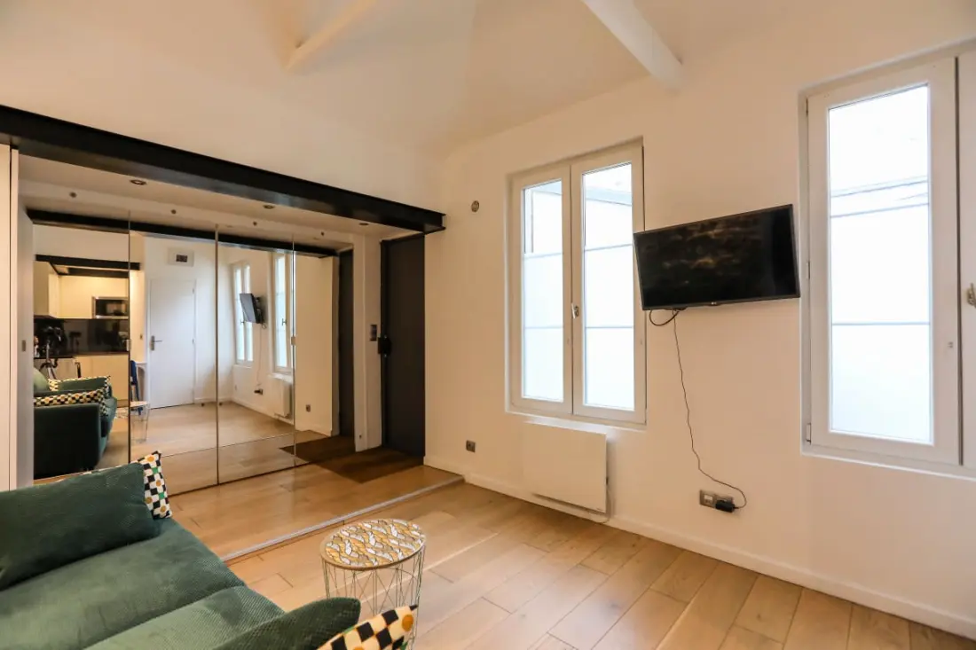 Charmante Studio Au Coeur Du 17e Ideaal voor 2