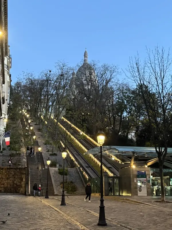Superb fényes alkalmazás a szent szív közelében