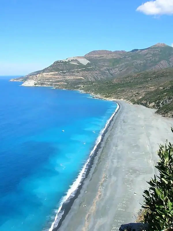 Ghjulia ingatlan - Casa Fiumorbu