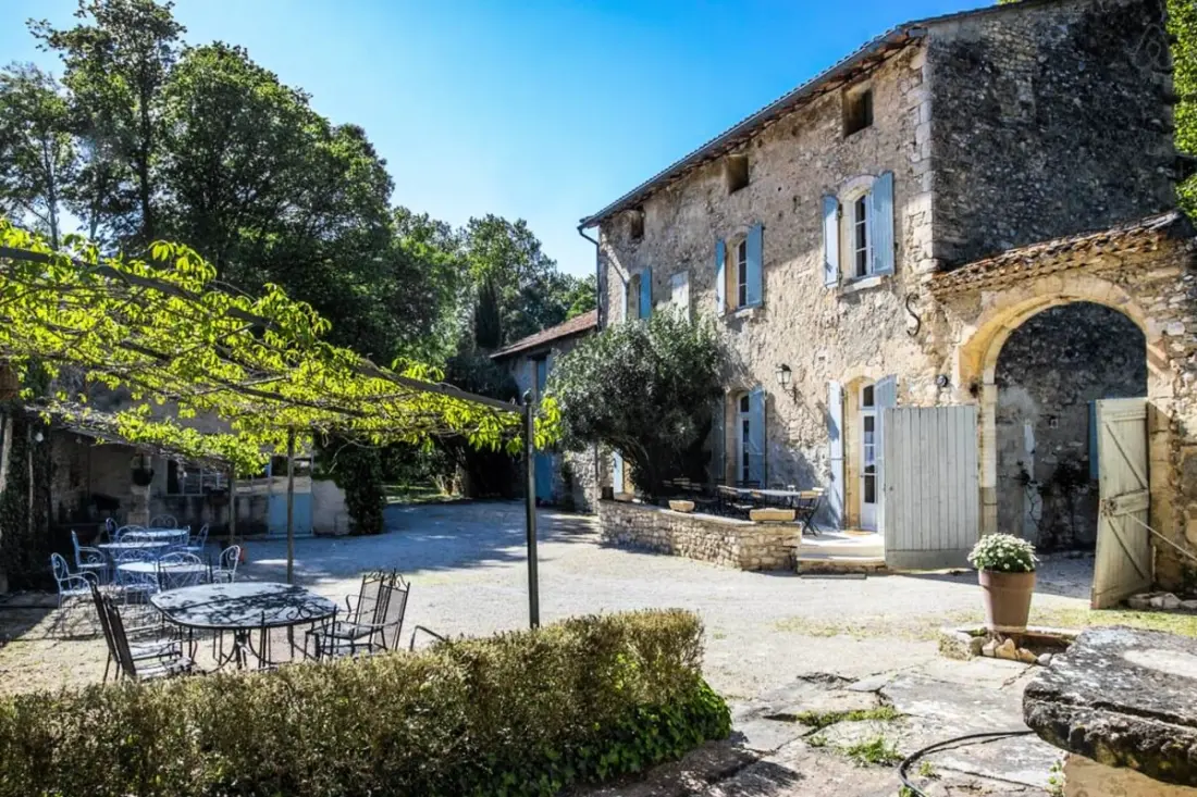 Superb Provencal Mas with fűtött medence