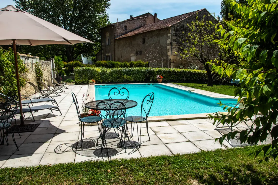 Superb Provencal Mas with fűtött medence