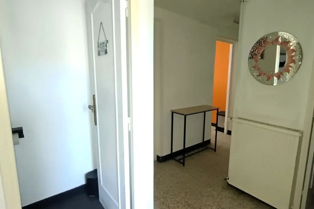 Tágas lakás Ideális a szabadidő és a munka