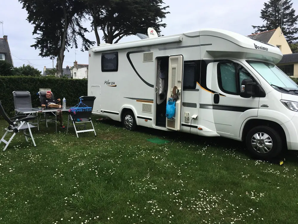 WEST CAMPING