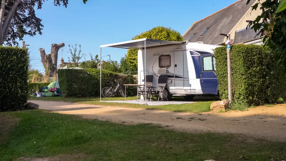 WEST CAMPING