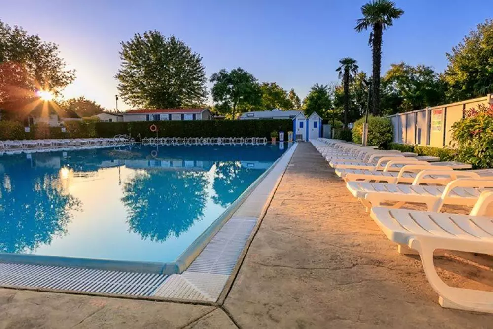 Camping Butterfly4 Sterren★★★★