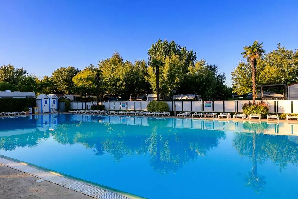 Camping Butterfly4 Sterren★★★★