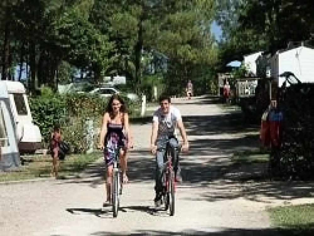 Flower Camping Le Pressoir 4 Stars★★★★