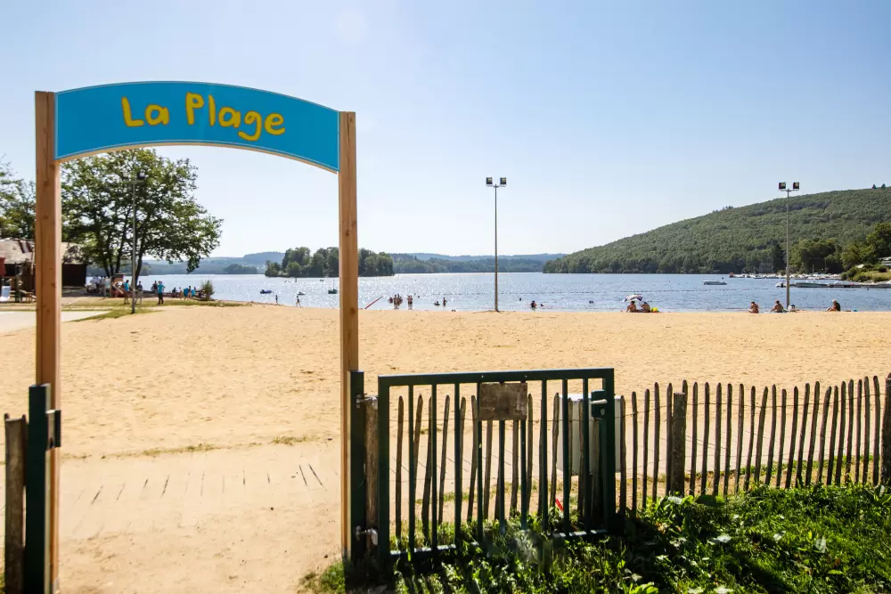 Camping Paradis les 2 er ude af stand.