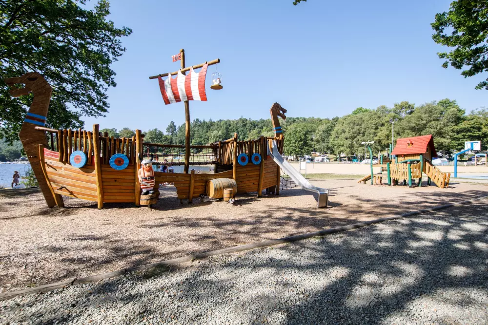 Camping Paradis les 2 er ude af stand.