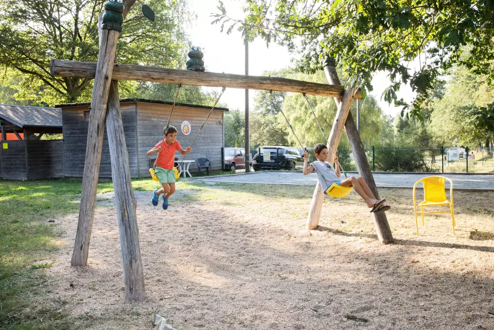 Camping Paradis les 2 er ude af stand.