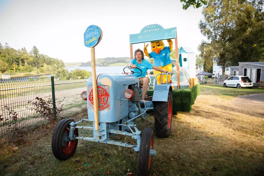 Camping Paradis les 2 er ude af stand.