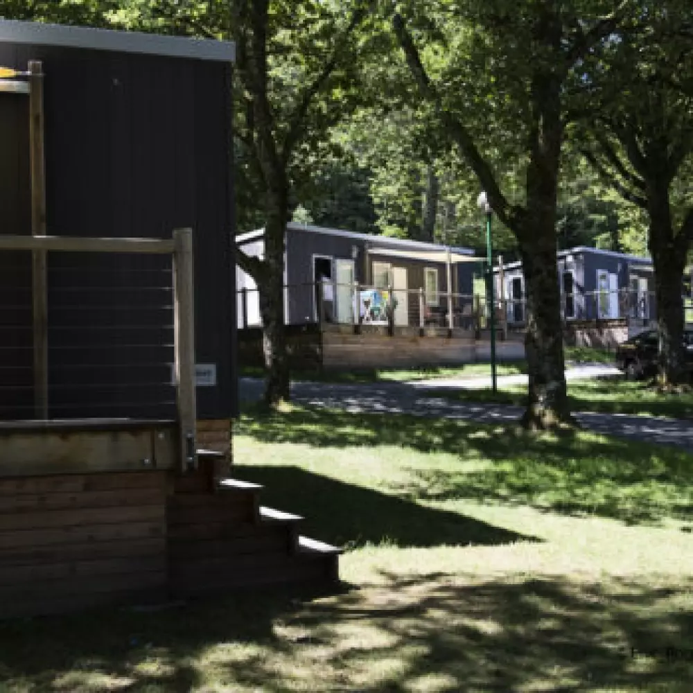 Camping Paradis les 2 er ude af stand.