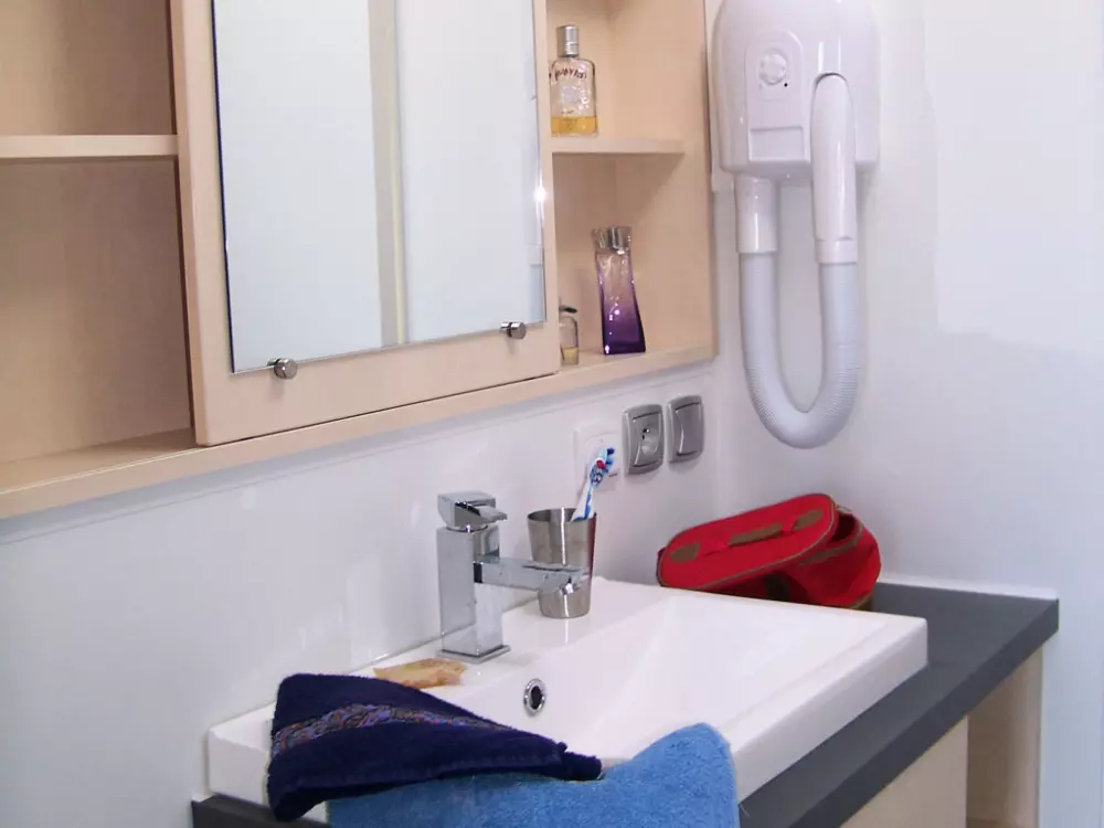 Camping Paradis les 2 er ude af stand.