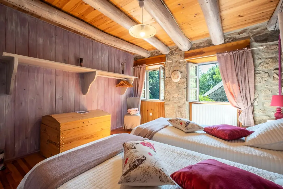 Gîte de France Die chambon Mühle 6/8 pers 3 Ohren