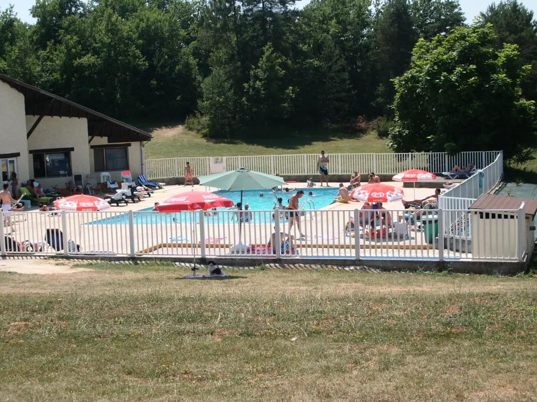 CAMPING THE FORET 3 Estrellas★★★