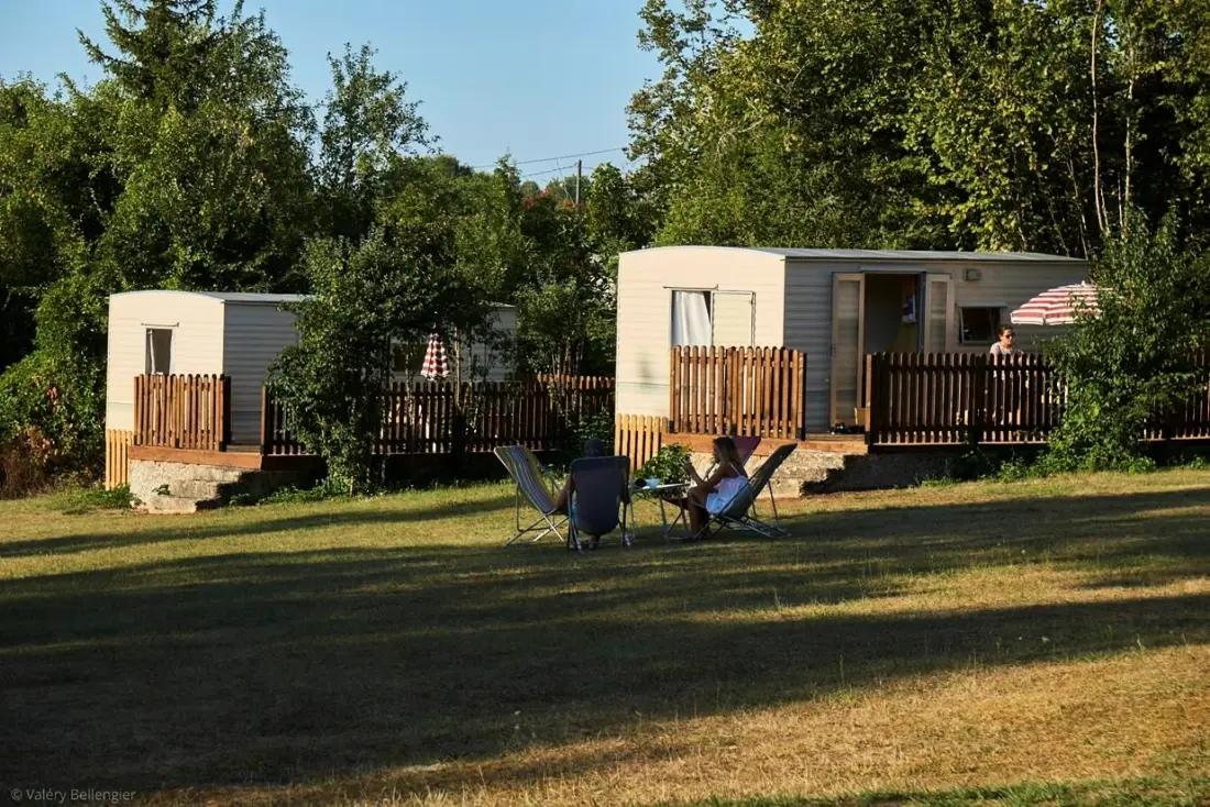 CAMPING THE FORET 3 Estrellas★★★