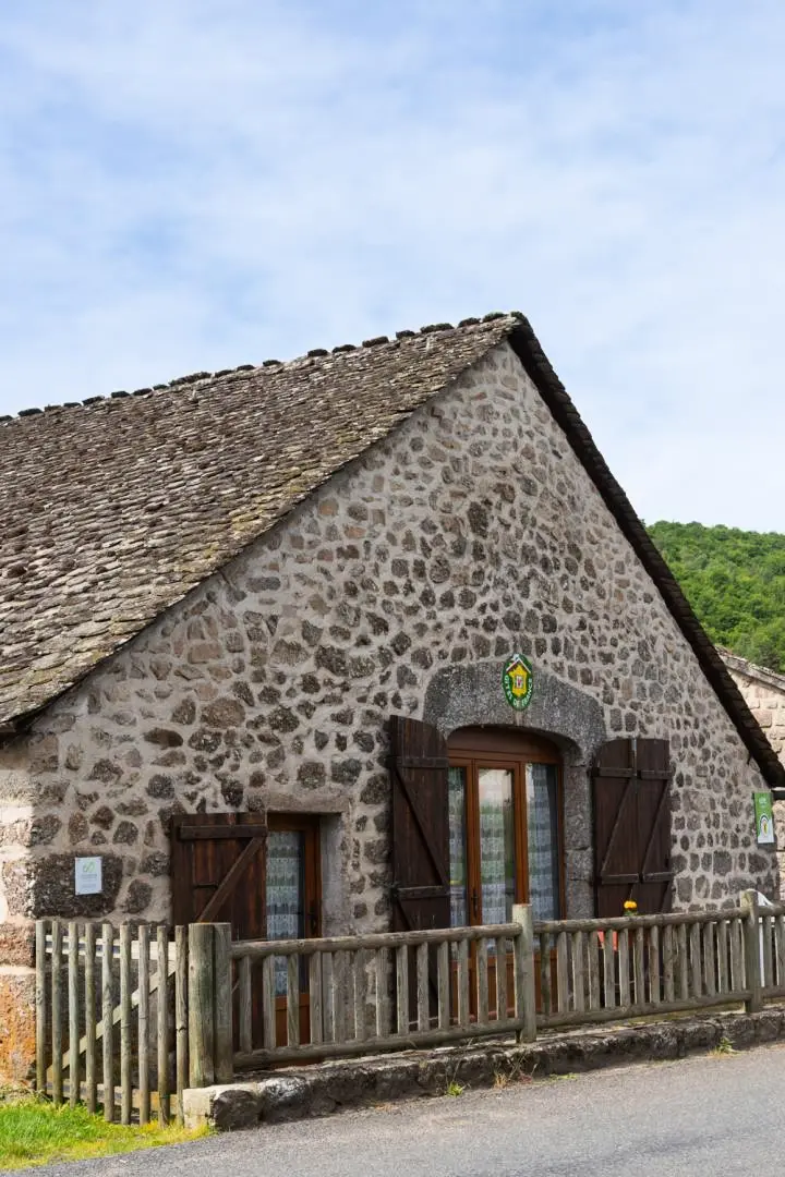 Gîte de France Gîtes de France 6 Personen in pierrefiche 2 épis